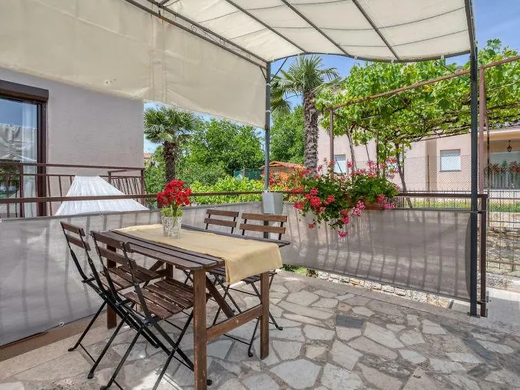 Apartments Folo Tar-Vabriga