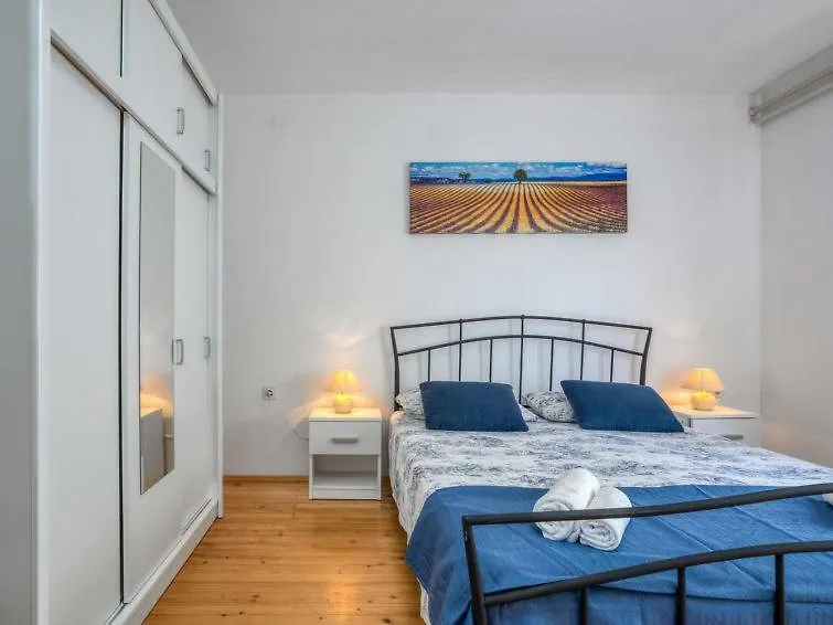 Apartments Folo Tar-Vabriga 0*,