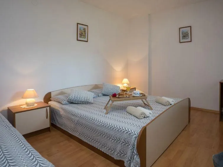 Apartments Folo Tar-Vabriga 0*,  كرواتيا
